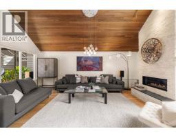 5522 Deerhorn Lane, North Vancouver, BC V7R4S6 Photo 8