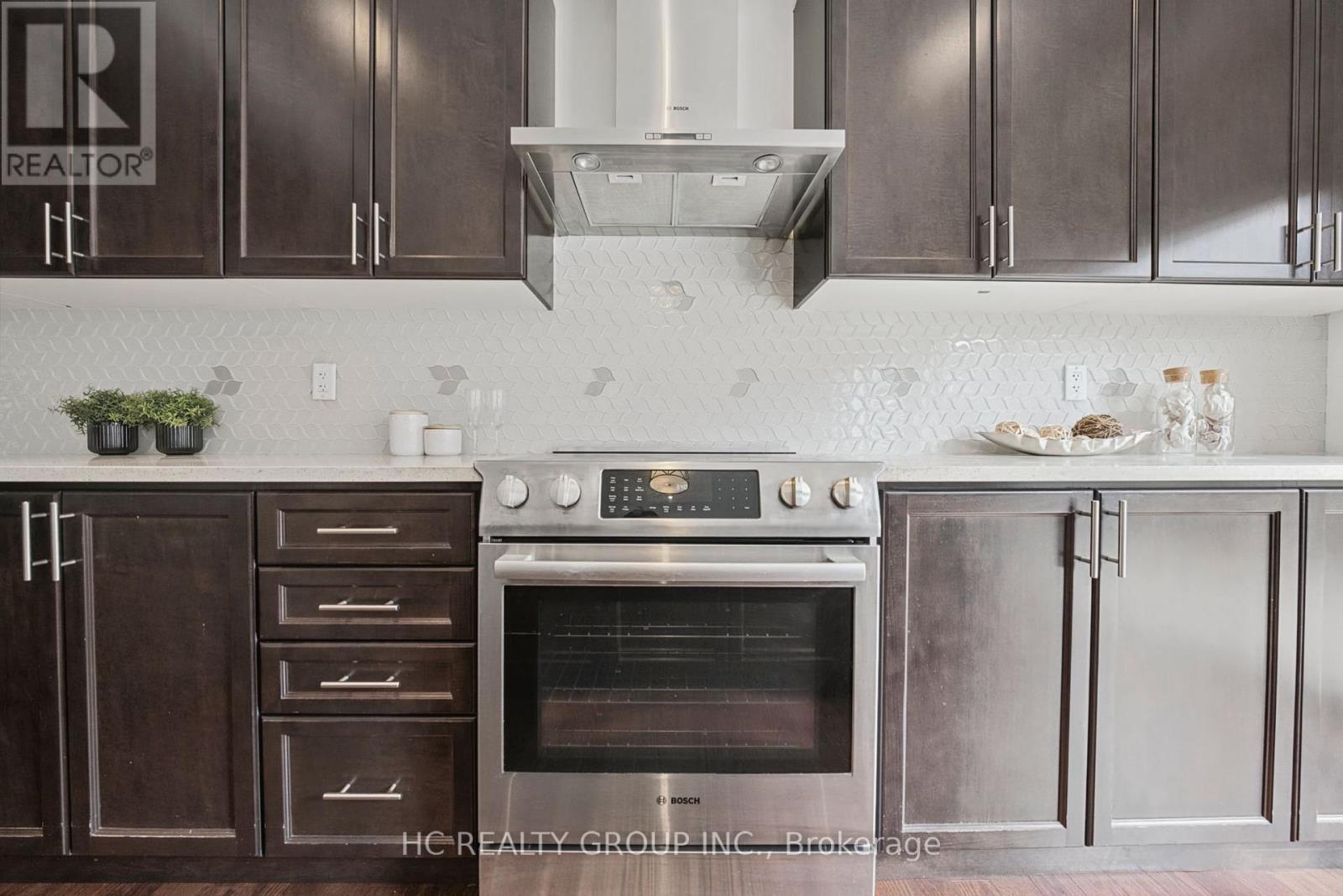 36 KENNETH WOOD CRESCENT - 16