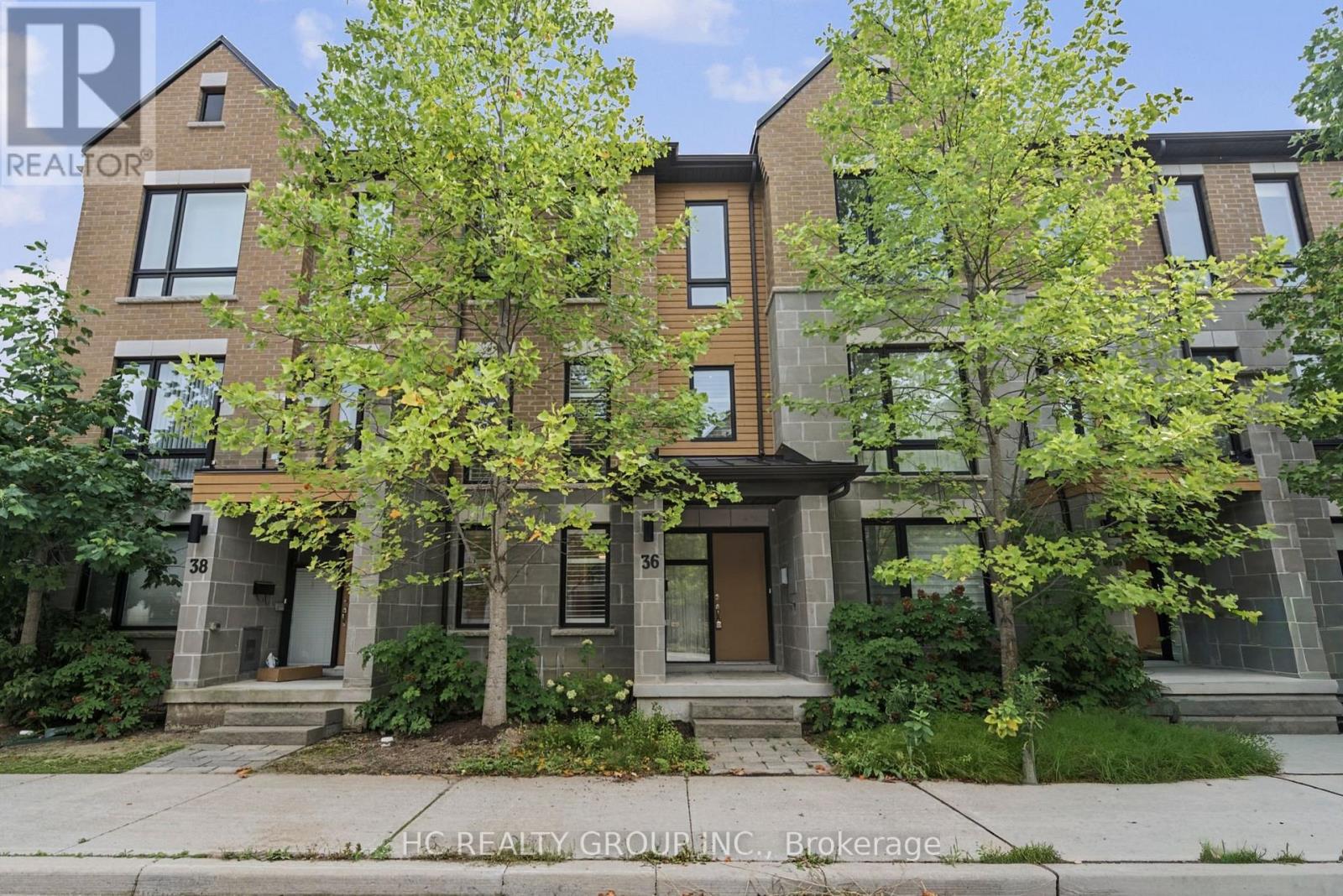 36 KENNETH WOOD CRESCENT - 2
