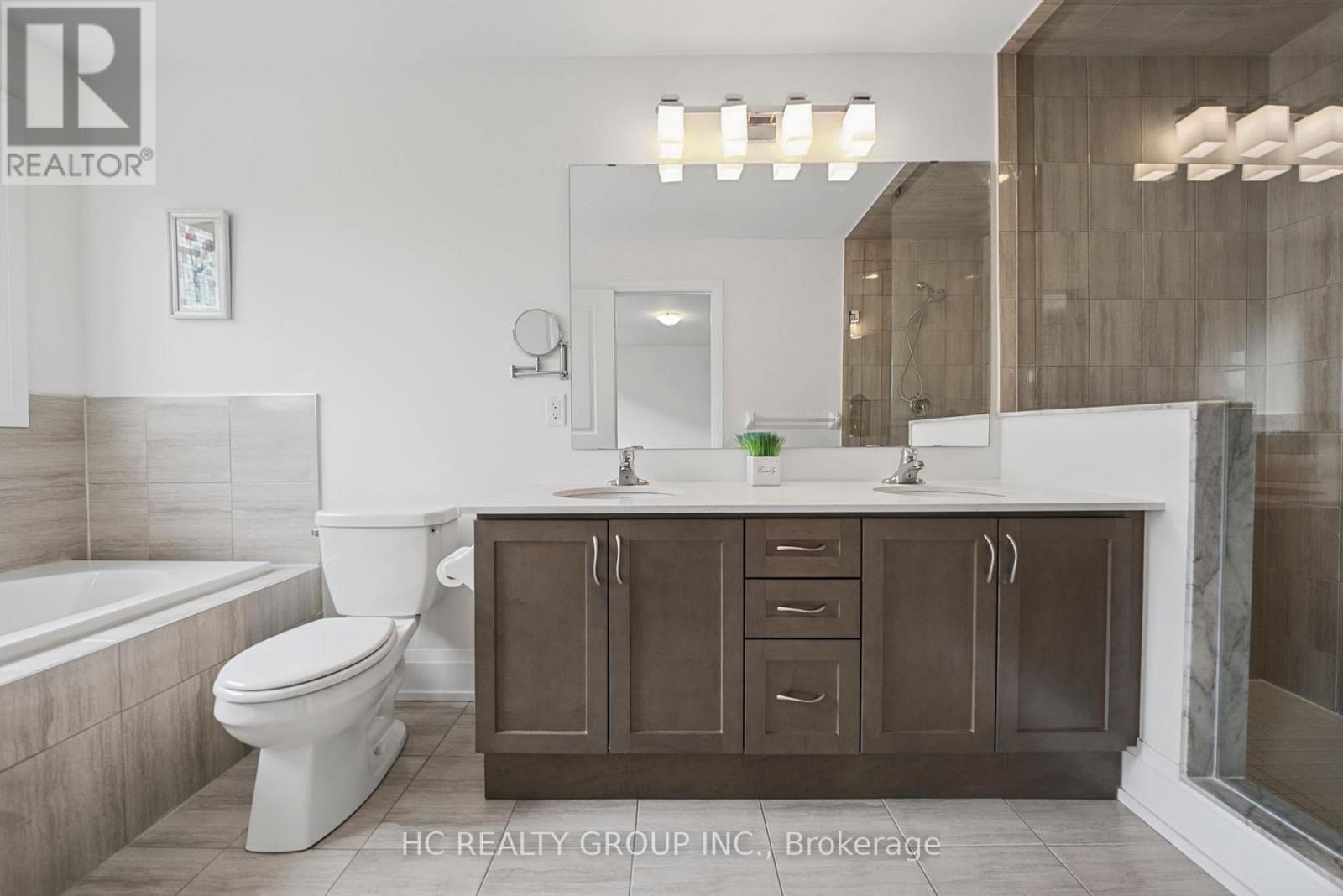 36 KENNETH WOOD CRESCENT - 35