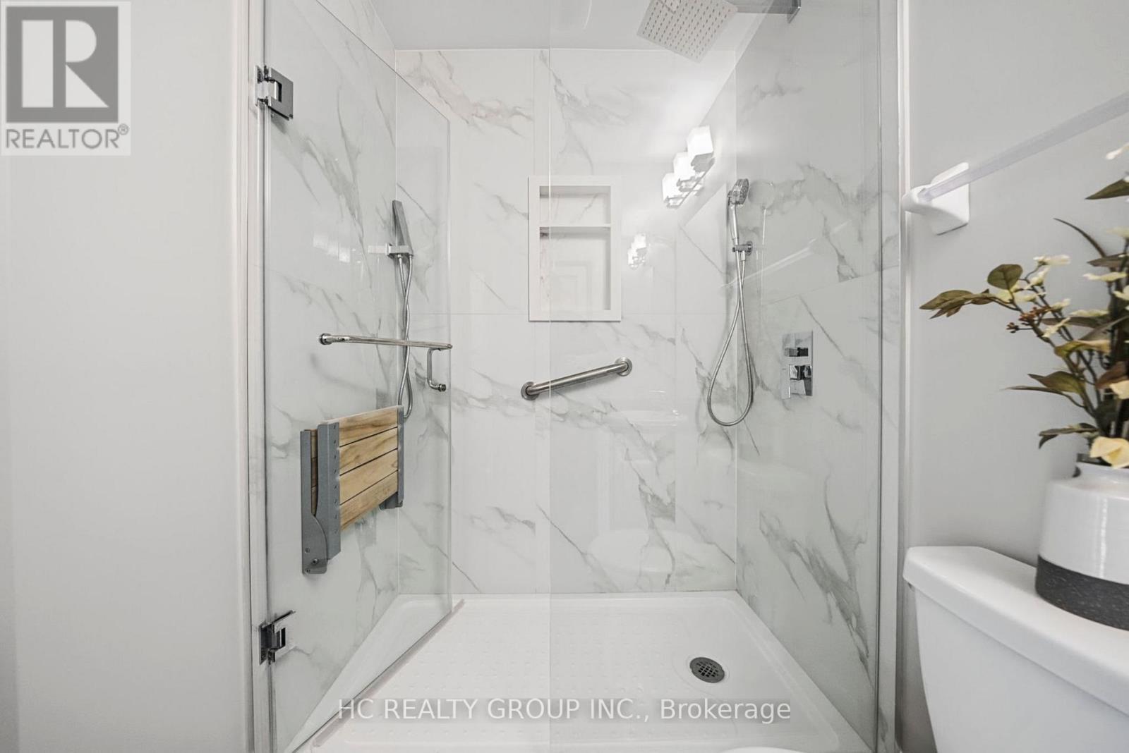 36 KENNETH WOOD CRESCENT - 44