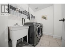 36 Kenneth Wood Crescent, Toronto, ON M2N0K3 Photo 12