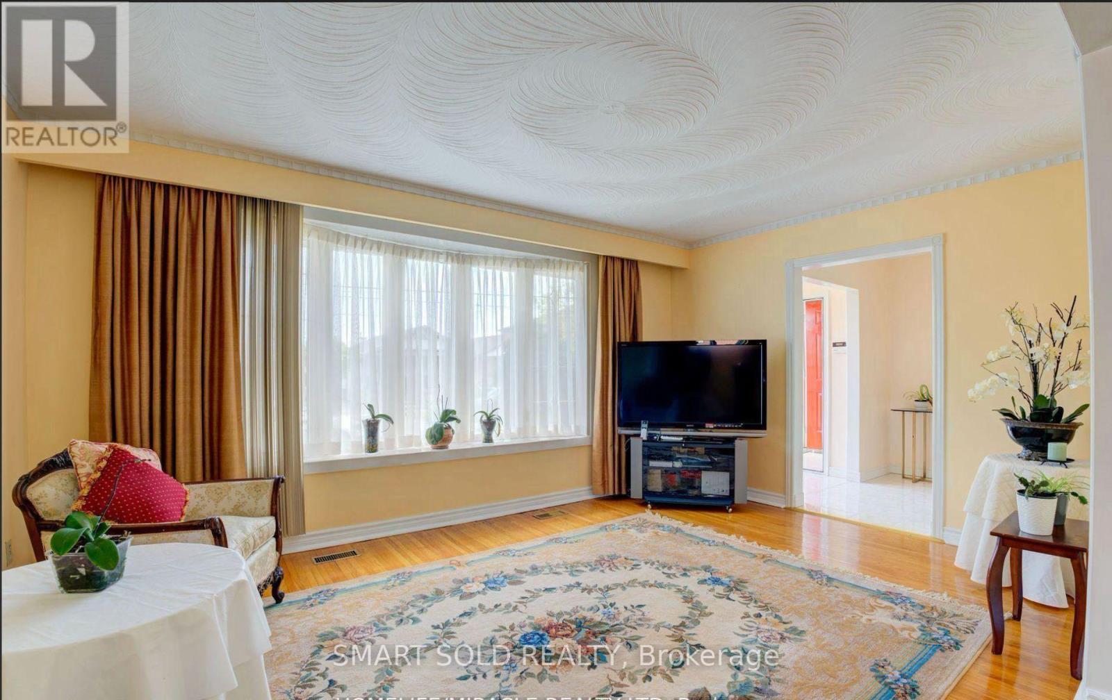 24 IVANHOE COURT, Toronto (Wexford-Maryvale) — photo 5