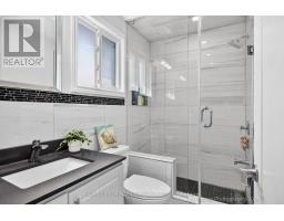 696 Sheppard Avenue, Pickering, ON L1V1G3 Photo 13