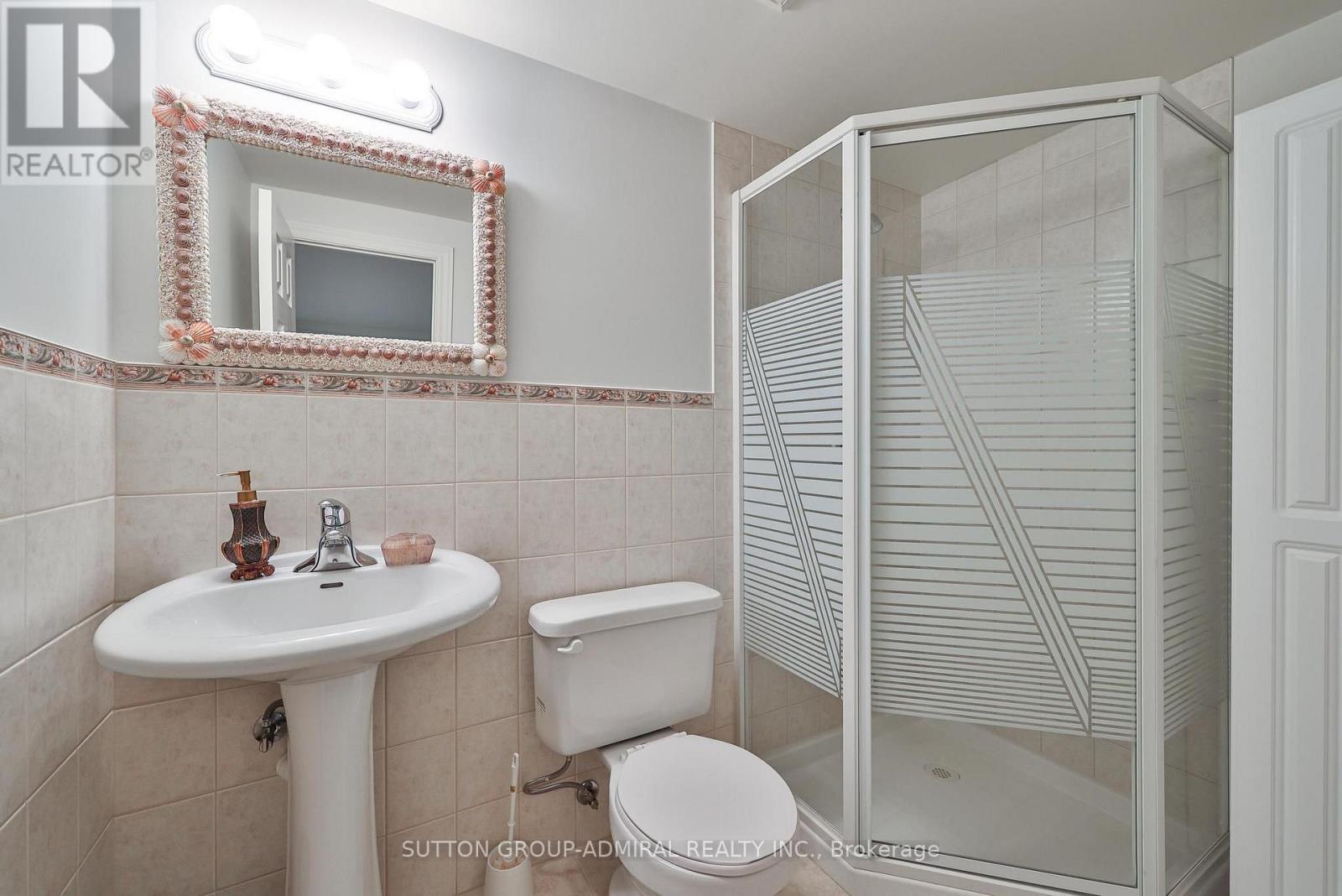 35 STRAUSS ROAD - 31