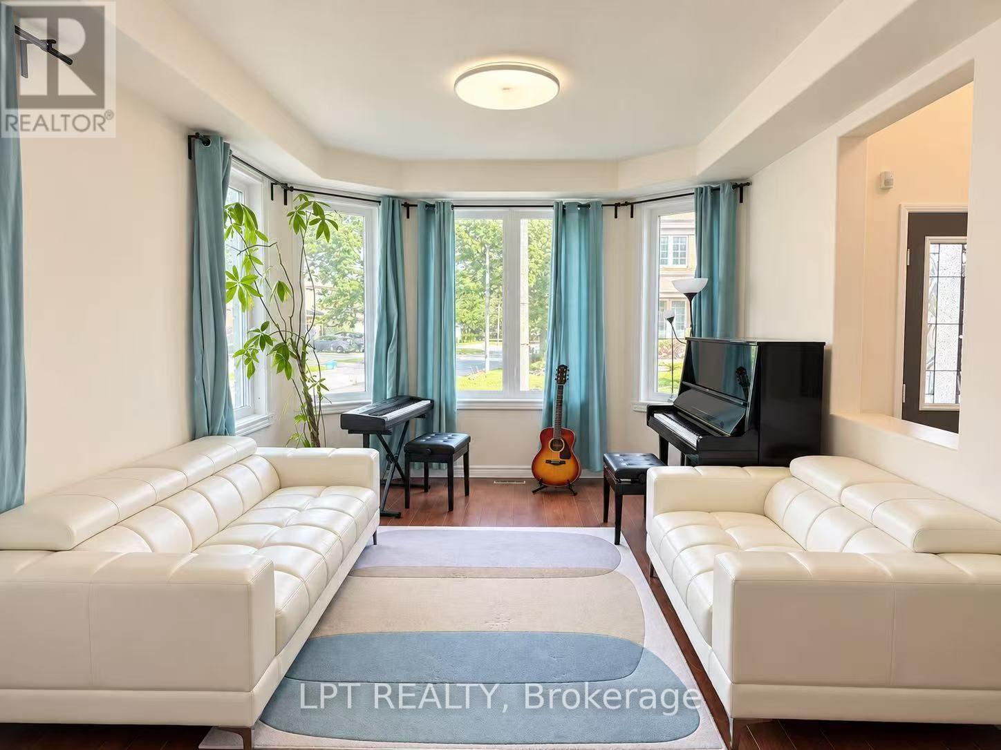 1 SAXONY DRIVE, Markham (Berczy) — photo 10