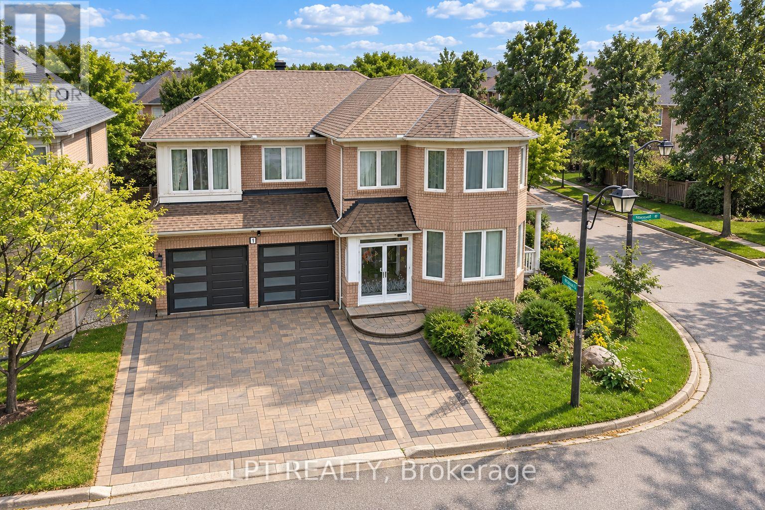 1 SAXONY DRIVE, Markham (Berczy) — photo 2
