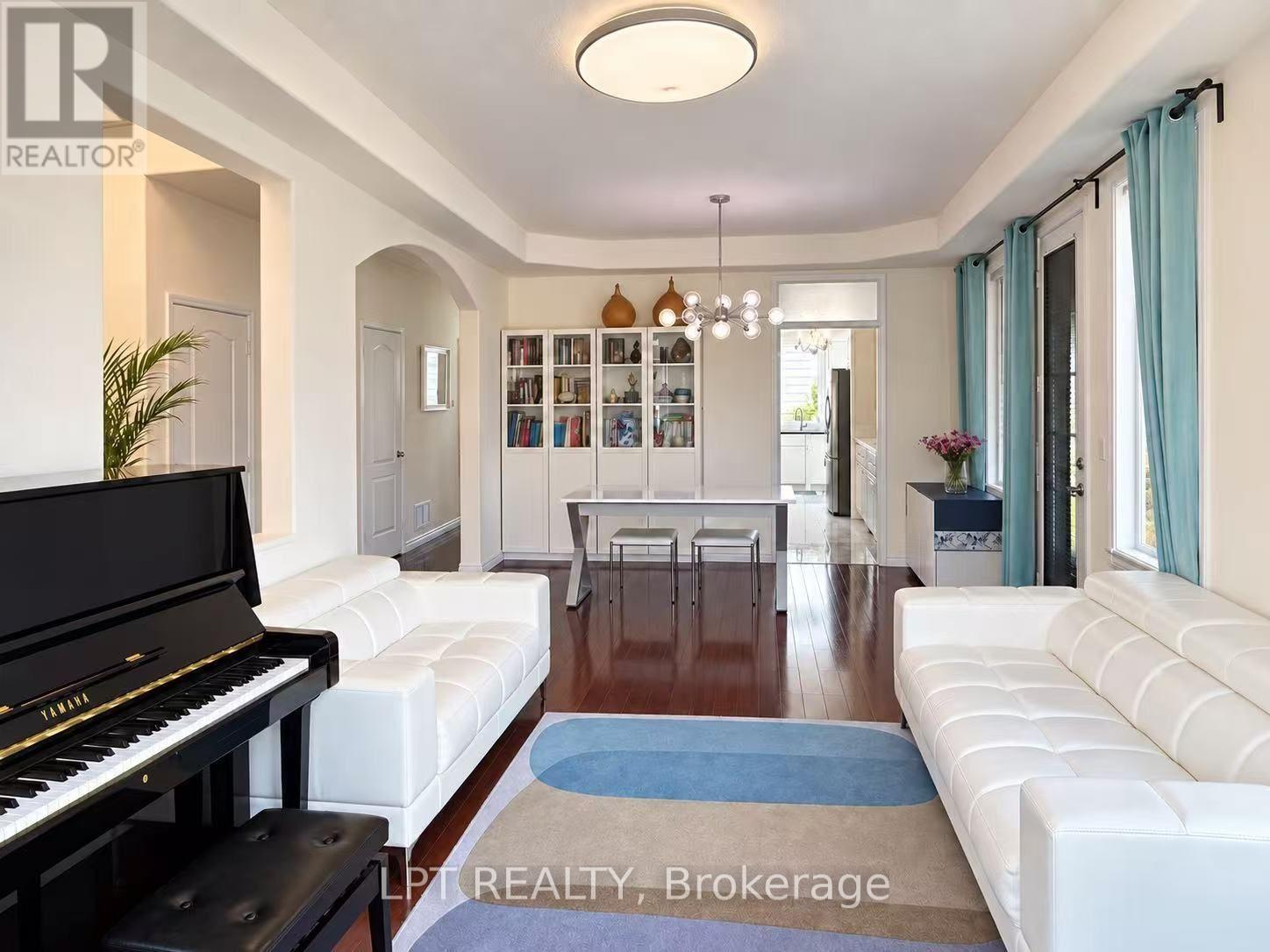 1 SAXONY DRIVE, Markham (Berczy) — photo 8