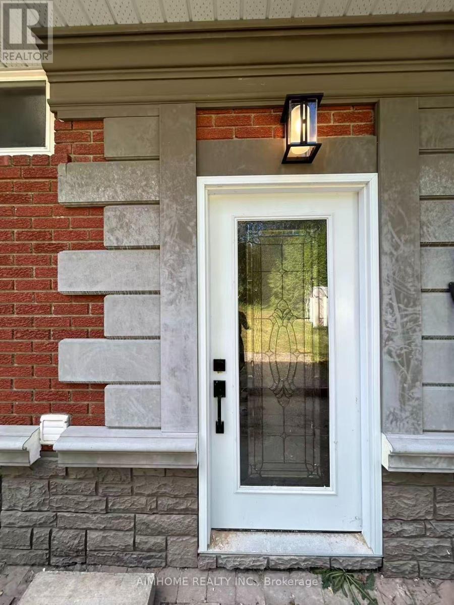 47 BELFRY DRIVE, Newmarket (Huron Heights-Leslie Valley) — photo 2