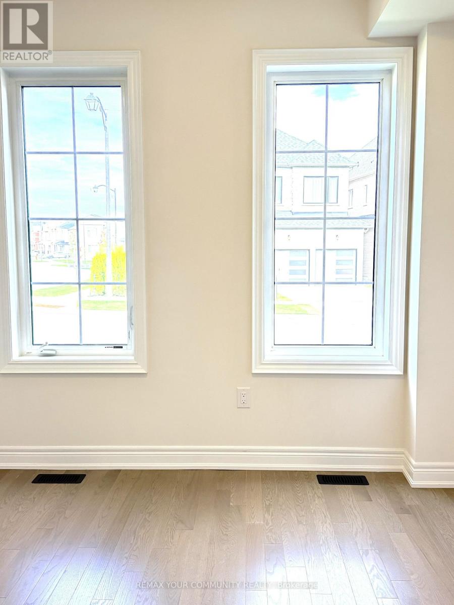 3 JANE NEWLOVER DRIVE, Markham — photo 4