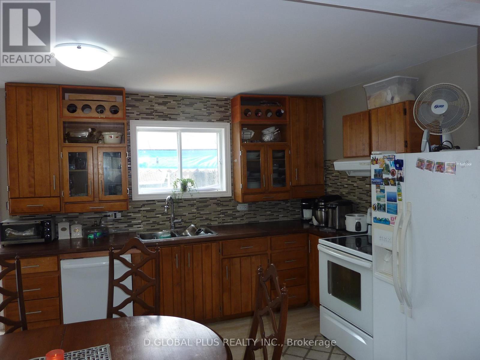 218 GUY STREET, Cornwall — photo 9