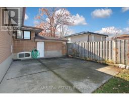 Bsmt - 238 Gary Drive, Toronto, ON M9N2M8 Photo 19