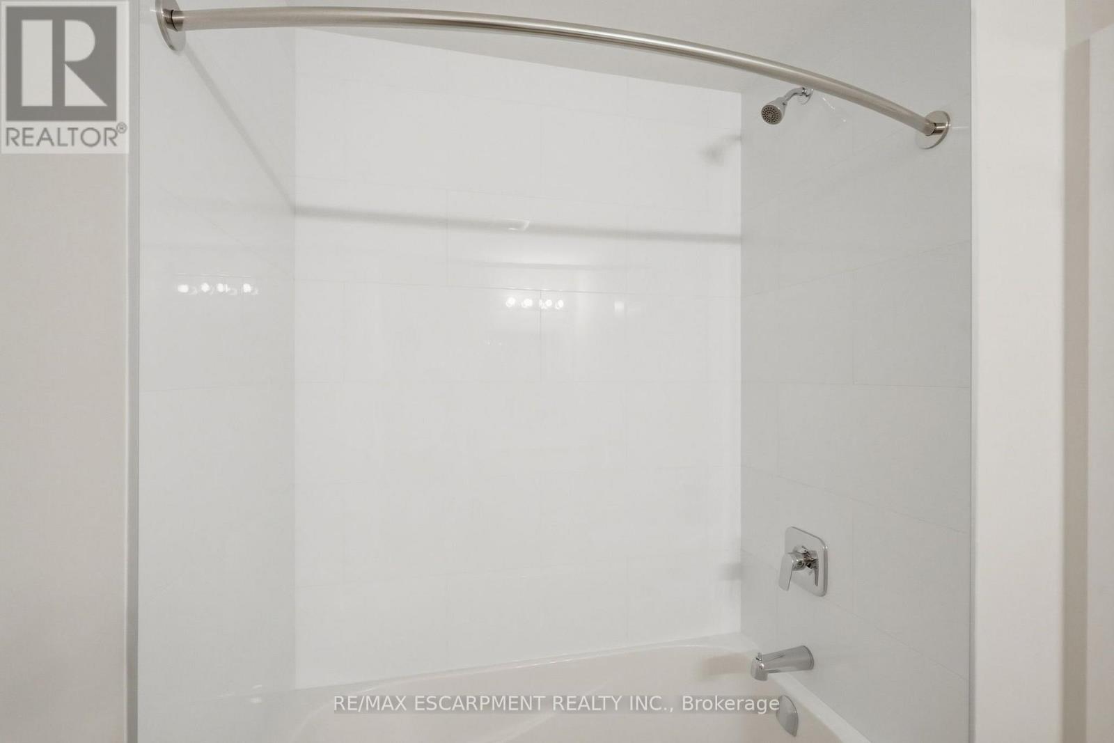 112 - 2500 SAW WHET BOULEVARD, Oakville (GA Glen Abbey) — photo 4