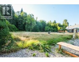 156 Haig Street, Warfield, BC V1R2L9 Photo 8