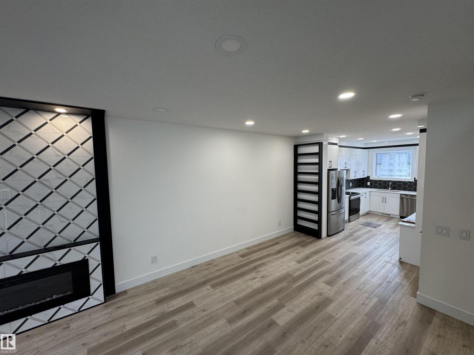 7224 112 St NW photo 4 — MLS® E4509268