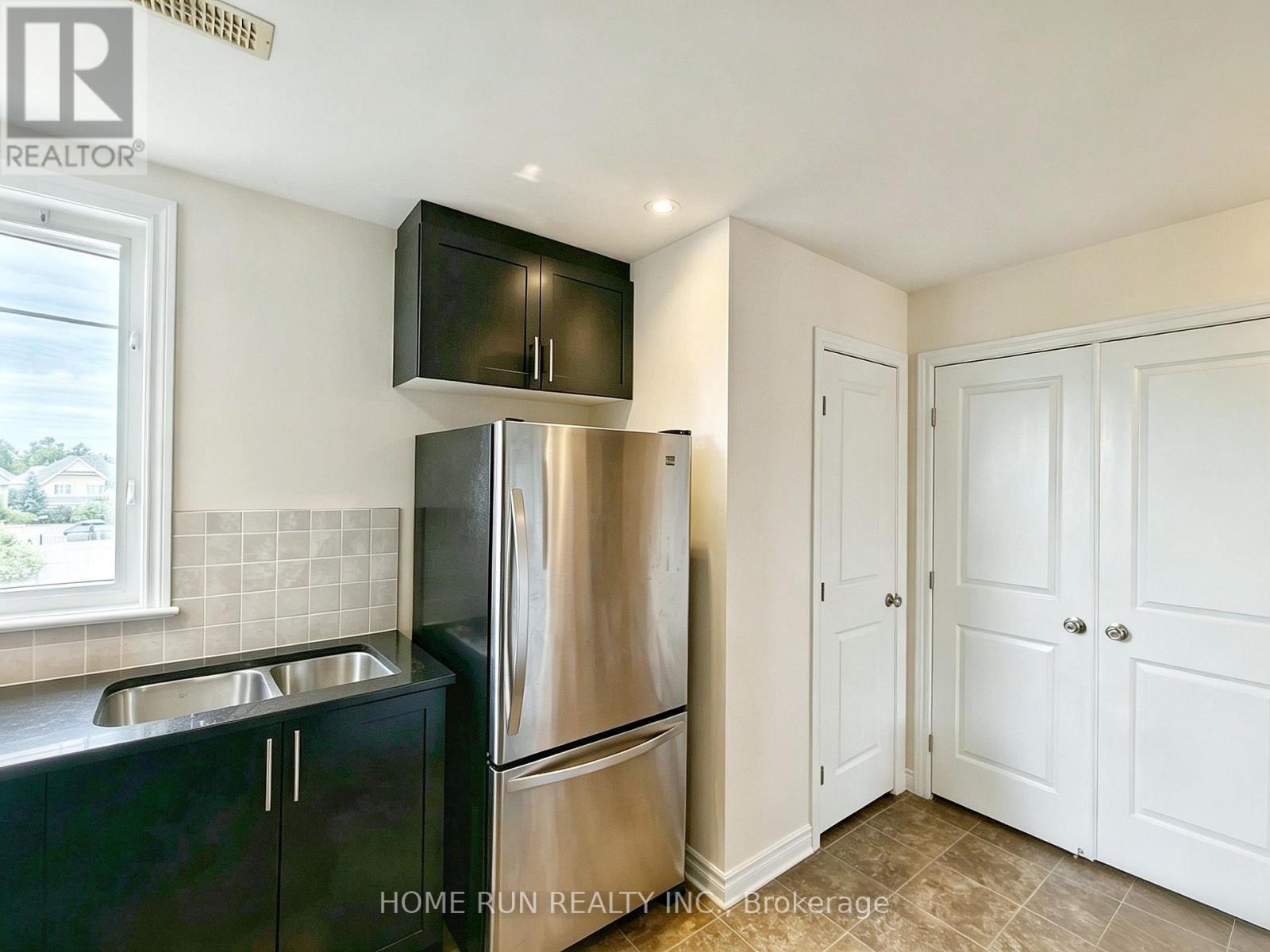 274 ESPIN HEIGHTS, Ottawa — photo 5