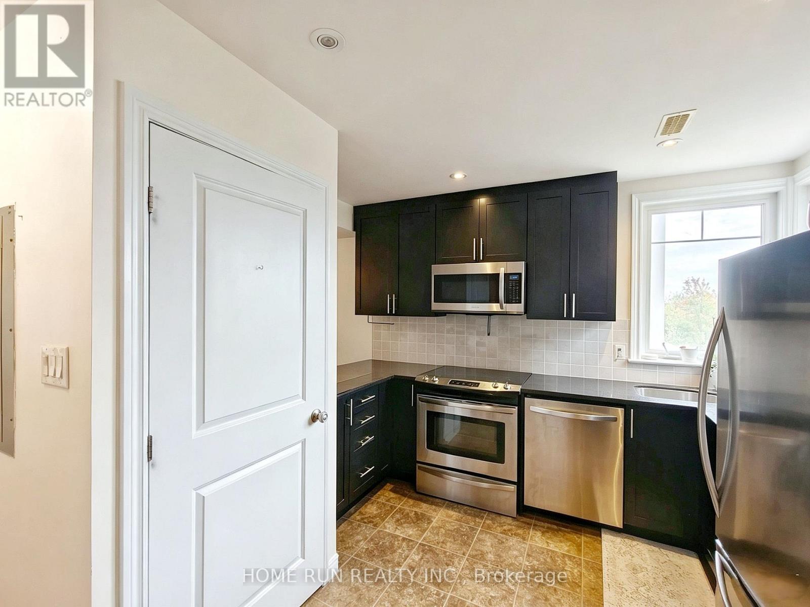 274 ESPIN HEIGHTS, Ottawa — photo 6