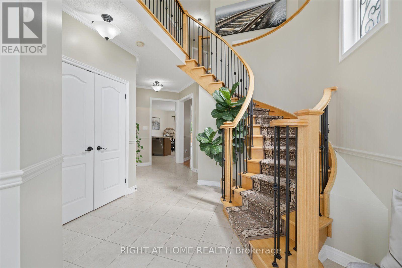 28 BRADFORD COURT, Whitby (Blue Grass Meadows) — photo 5