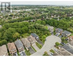 28 Bradford Court, Whitby, ON L1N0G7 Photo 43