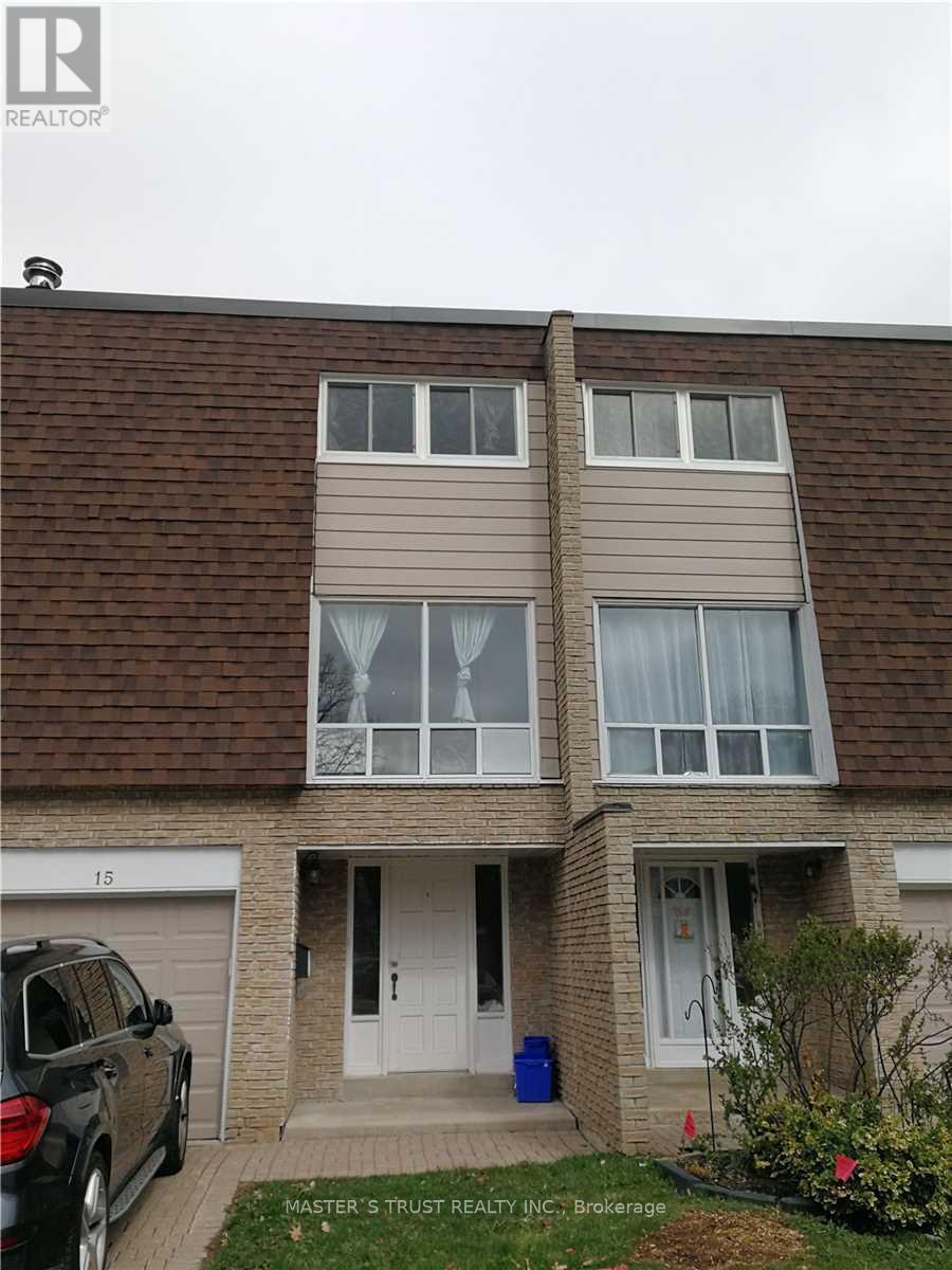 15 - 653 VILLAGE PARKWAY, Markham (Unionville)