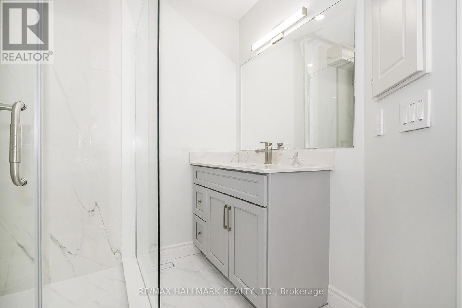 UPPER - 125 VIELLA STREET, Toronto (Junction Area) — photo 10