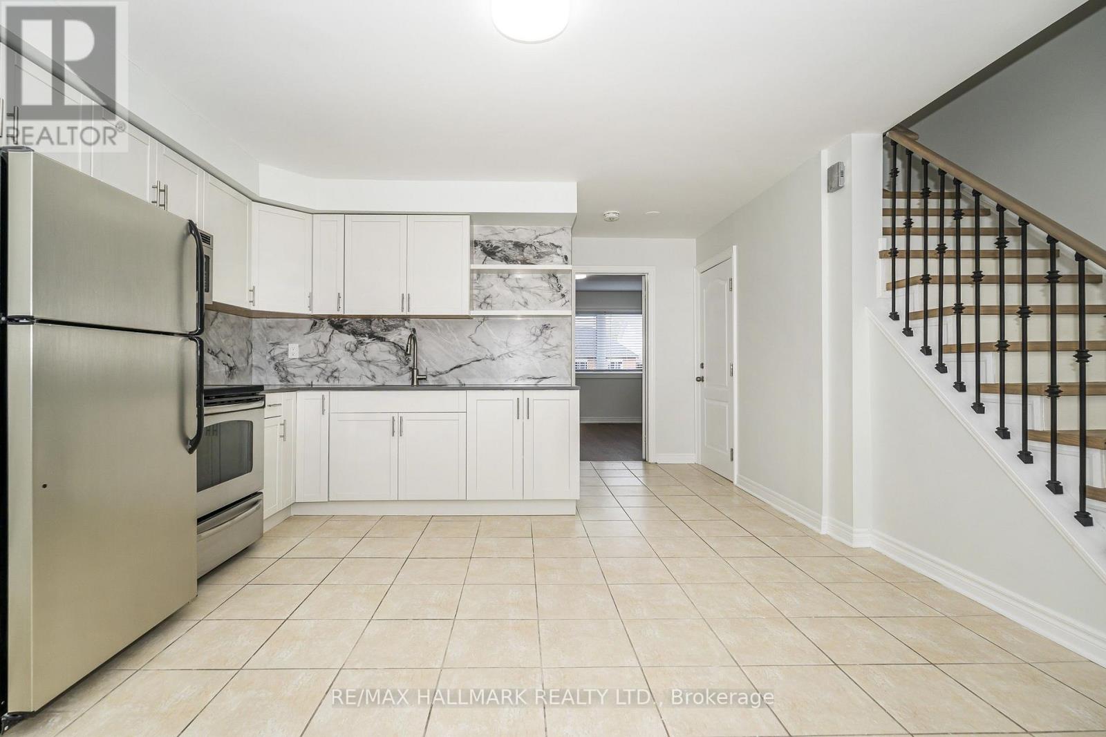 UPPER - 125 VIELLA STREET, Toronto (Junction Area) — photo 5