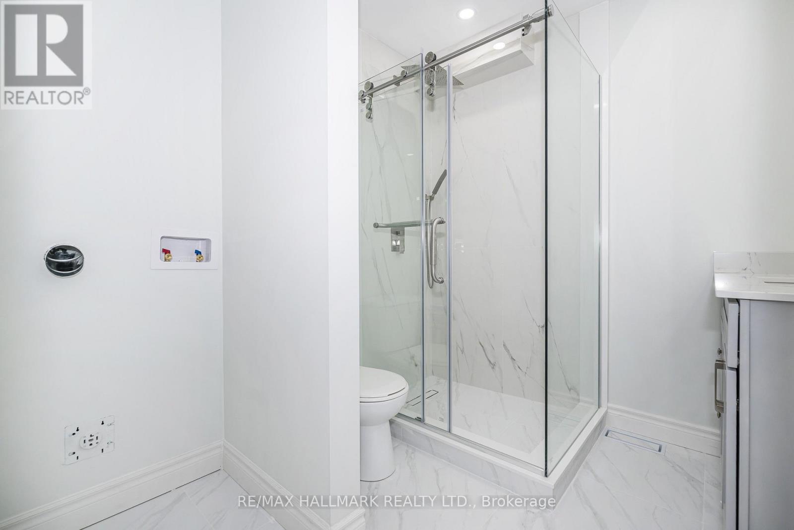 UPPER - 125 VIELLA STREET, Toronto (Junction Area) — photo 9