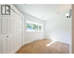 1565 A-1565 B Jack Road, Sechelt, BC V7Z0A1 Photo 20