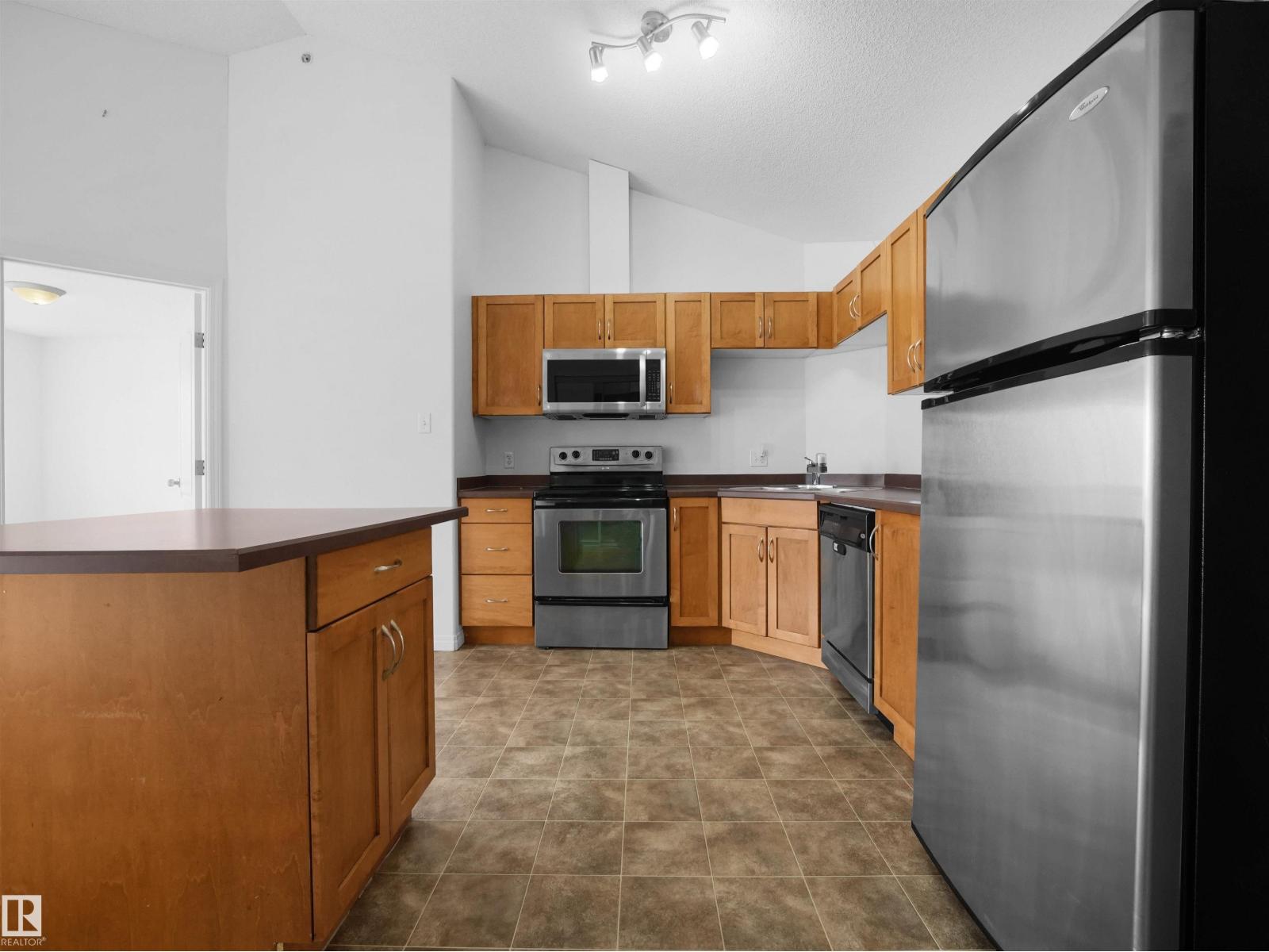 #2409 320 CLAREVIEW STATION DR NW - 8