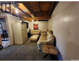 201 1st Street S, Cabri, SK S0N0J0 Photo 17