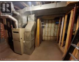 201 1st Street S, Cabri, SK S0N0J0 Photo 20