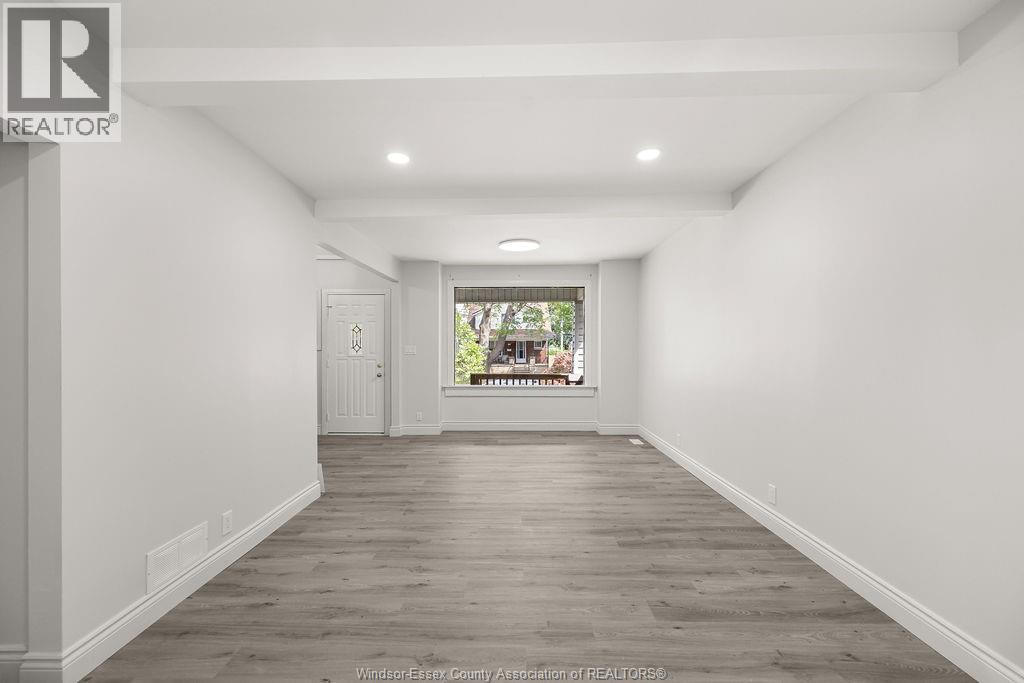 1129 JANETTE AVENUE - 5
