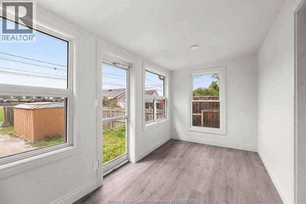 1129 JANETTE AVENUE - Image 17