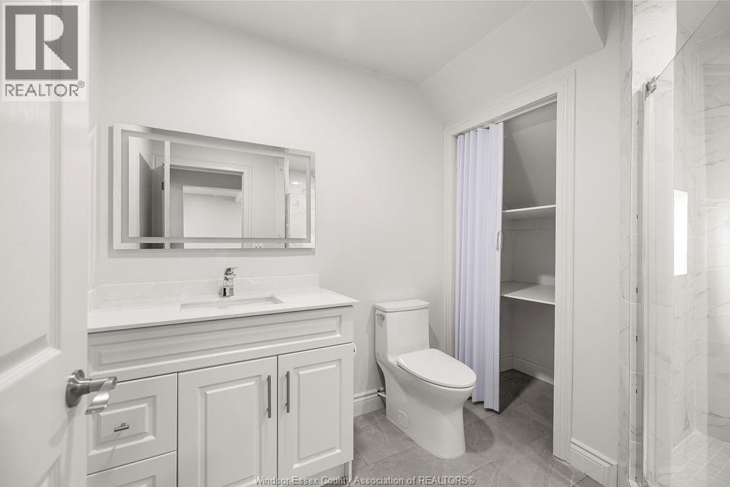 1129 JANETTE AVENUE - 11
