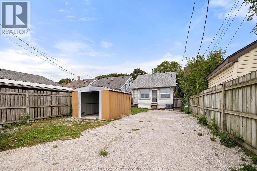1129 JANETTE AVENUE - Image 25