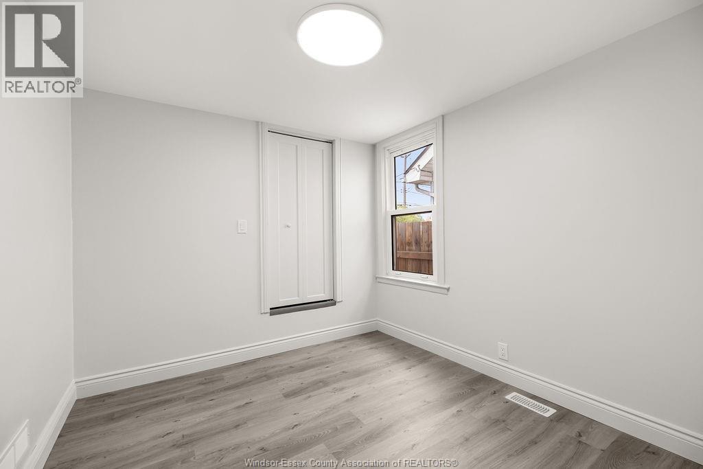 1129 JANETTE AVENUE - 10
