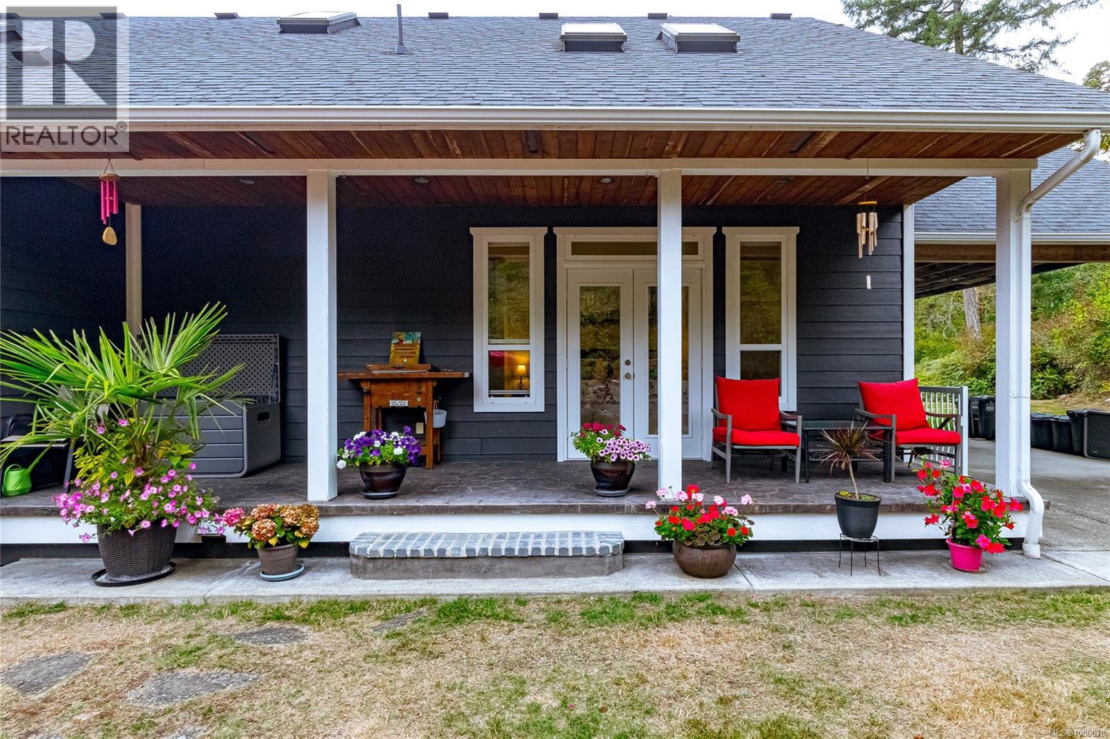 7285 Osborne Bay Rd - Image 39