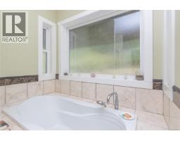 7285 Osborne Bay Rd, Crofton, BC V9L5W7 Photo 23