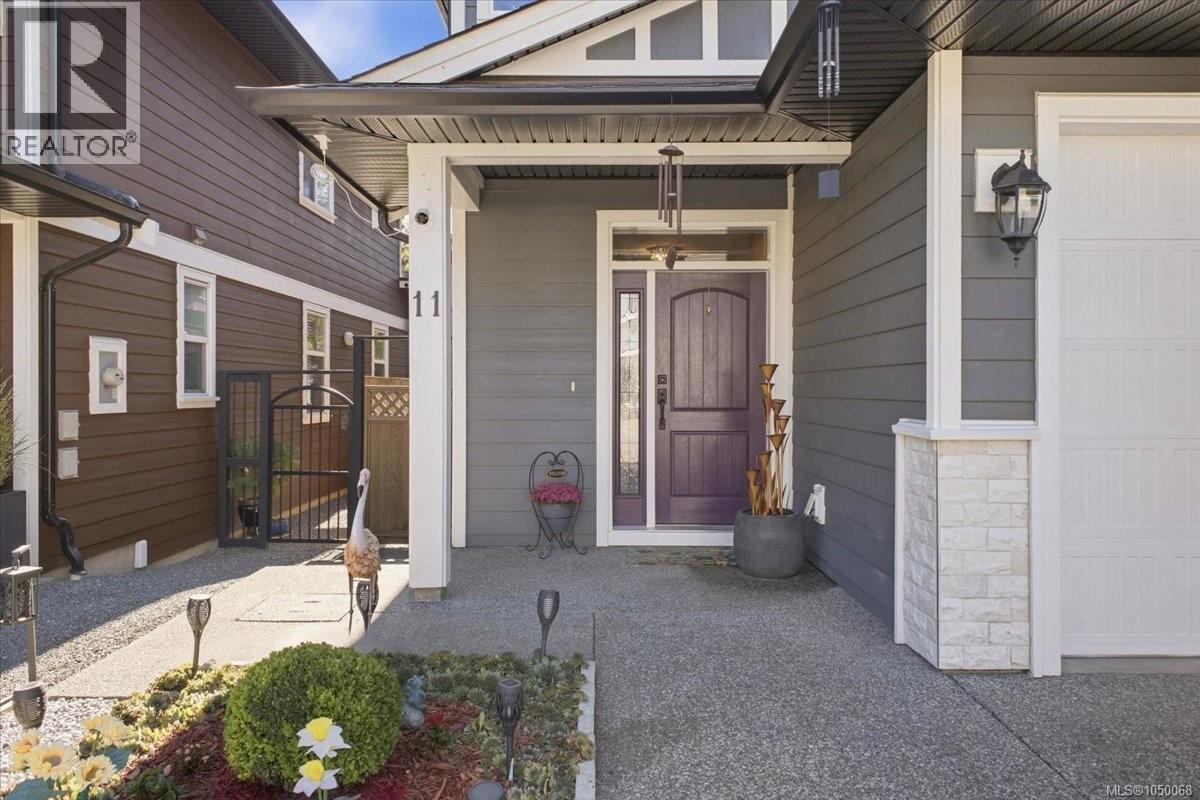 #11 3205 Gibbins Rd - 6