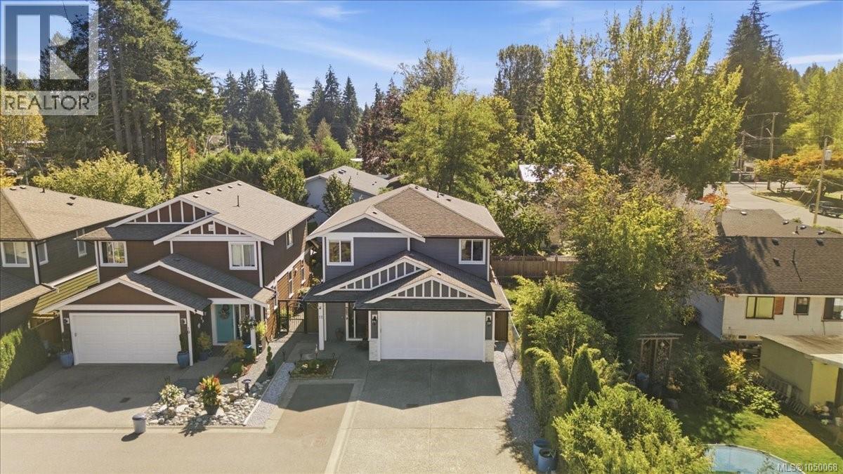 #11 3205 Gibbins Rd - 62