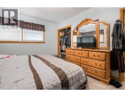 Kitchen - 6 Craven Drive, Chatham, ON N7L3T8 Photo 8