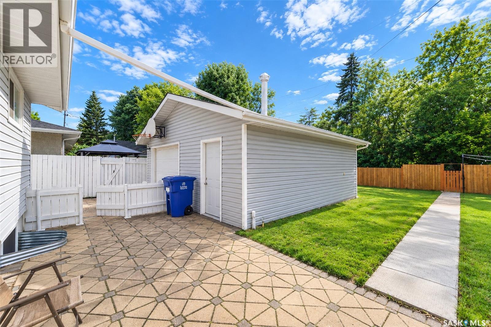 2320 Preston AVENUE S, Saskatoon — photo 12