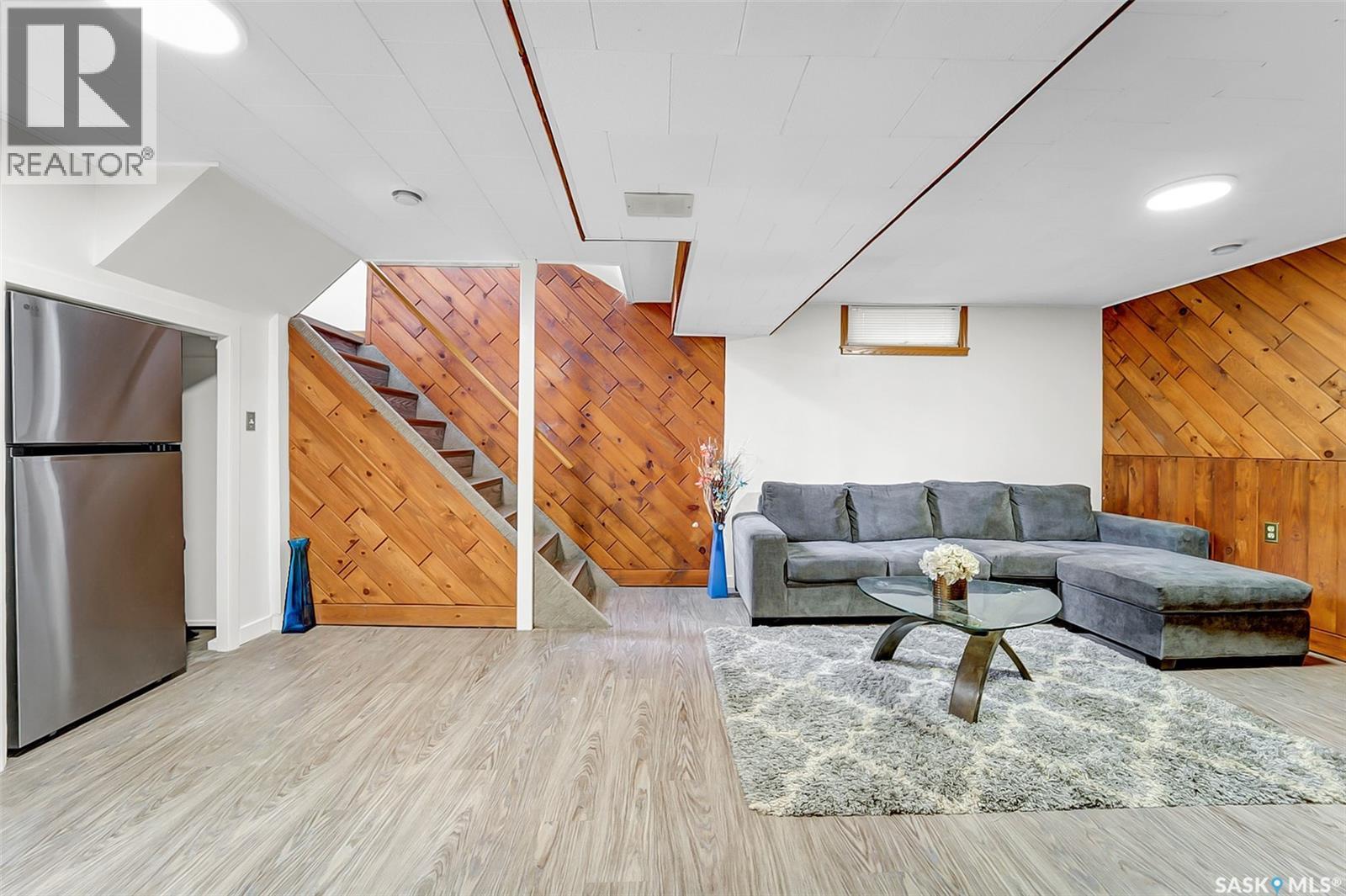 2320 Preston AVENUE S - 37