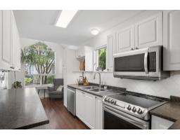 30 16155 82 Avenue, Surrey, BC V4N0P7 Photo 7