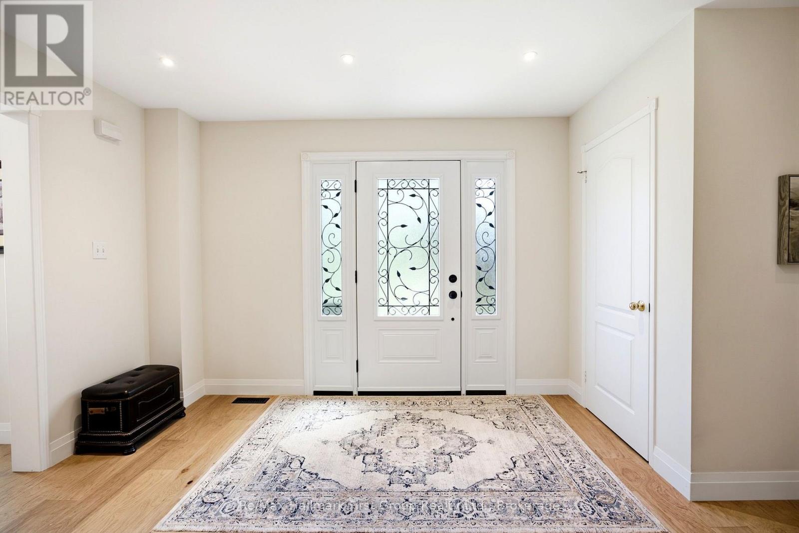 41 BANCROFT CRESCENT - 9