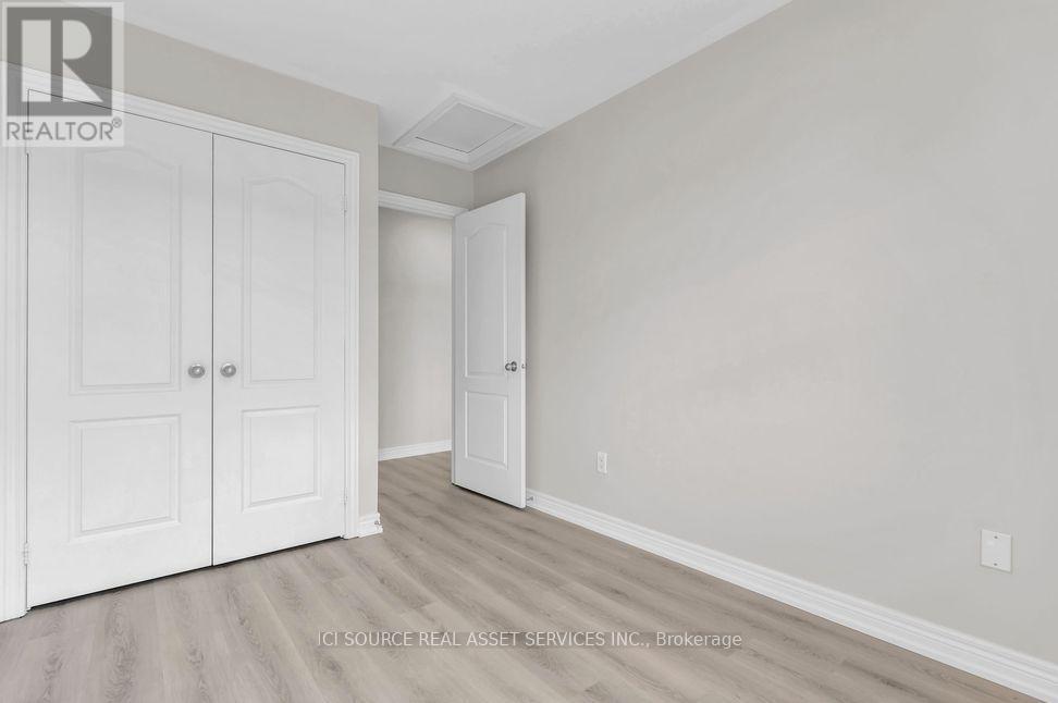 #4 3215 THOMAS STREET - Image 36