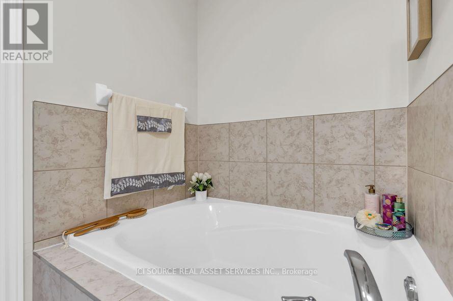 #4 3215 THOMAS STREET - Image 30