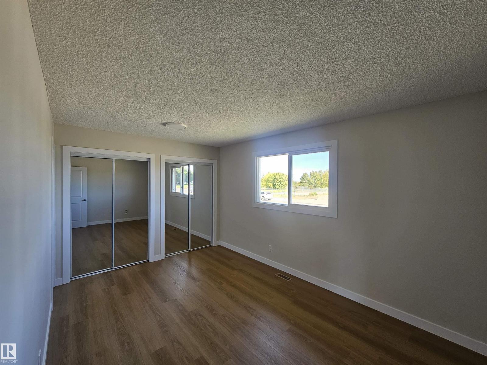 12344 50 ST NW - Image 11