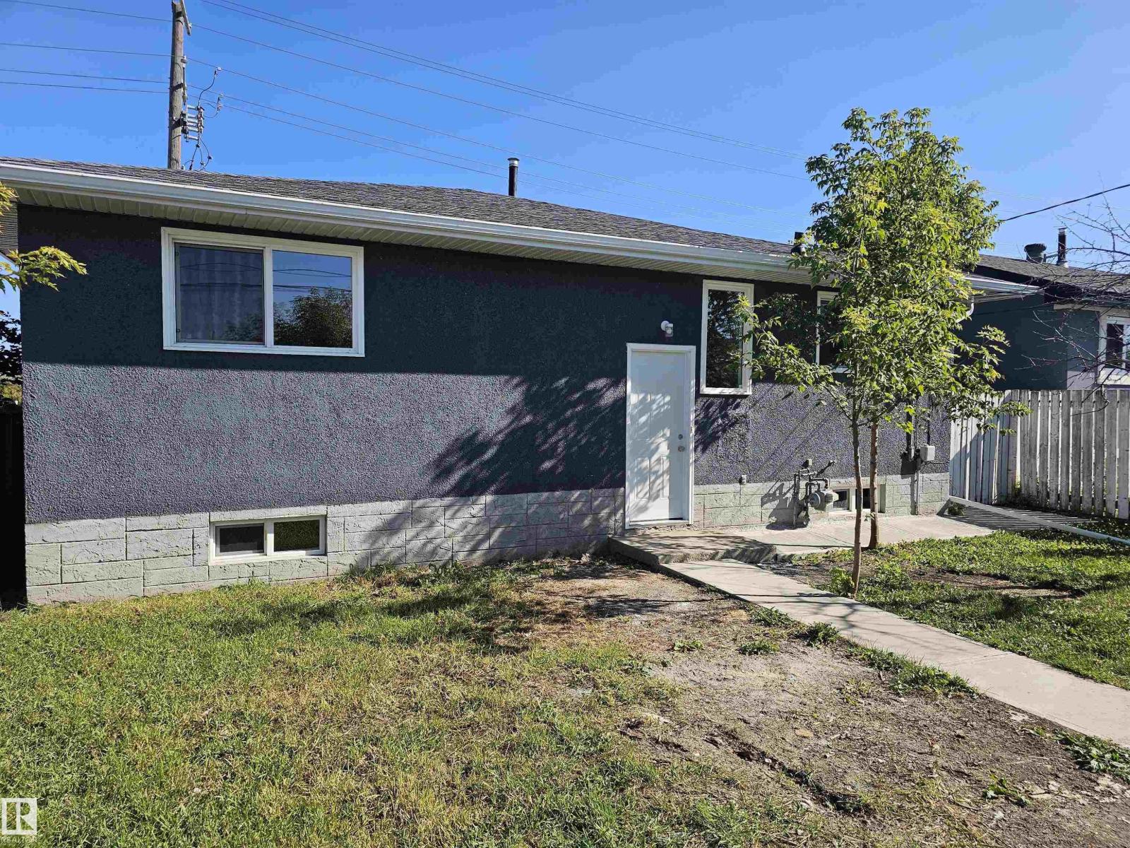 12344 50 ST NW - 29
