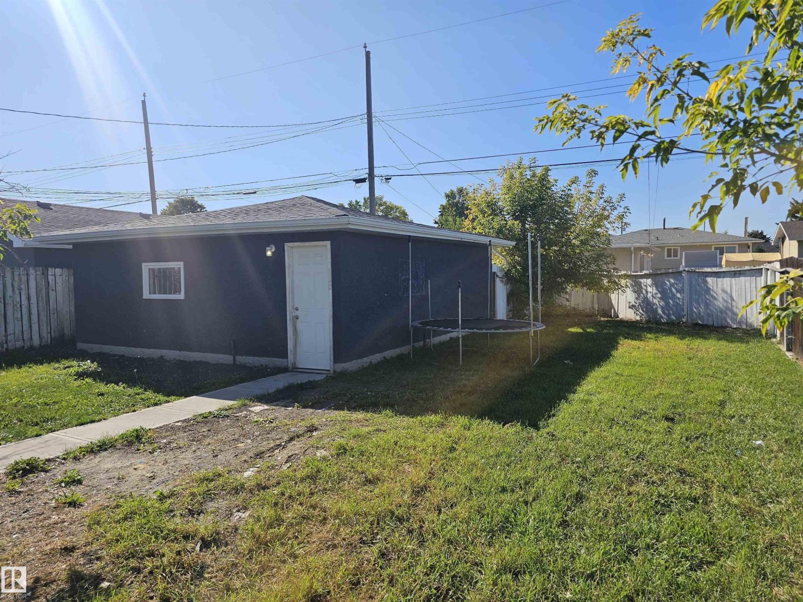 12344 50 ST NW - 30